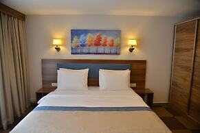 Feel & Live Hotel Villas Restaurant