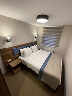 Feel & Live Hotel Villas Restaurant