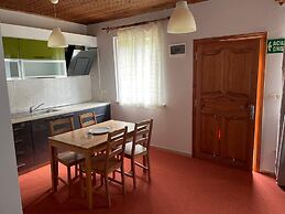 Feel & Live Hotel Villas Restaurant