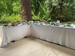 Feel & Live Hotel Villas Restaurant
