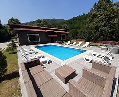 Feel & Live Hotel Villas Restaurant