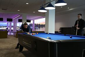 Hotel Robert's Port
