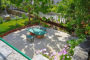 Remarkable 1-bed Apartment in Marina