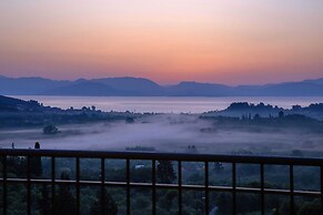 Spacious House with great view in Corfu