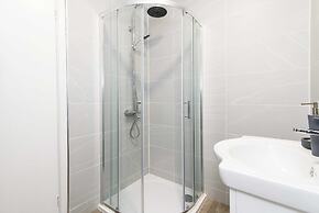Michaelmas, Coventry - 2 Bed House Apartment