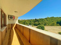 LUSTRA GARDEN SUITE