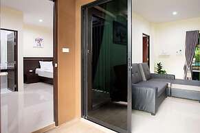 Thip Thip Hotel