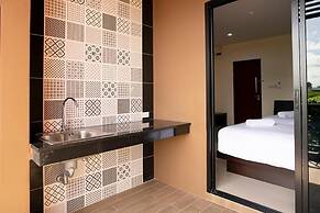 Thip Thip Hotel