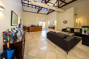 Jack & Newell Holiday Apartments