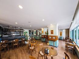 Triana Hotel