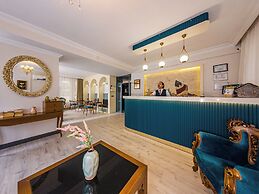 Triana Hotel