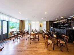 Triana Hotel