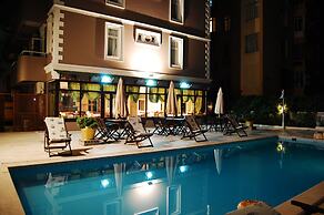 Triana Hotel