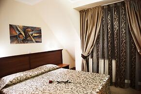 Hotel Favorit