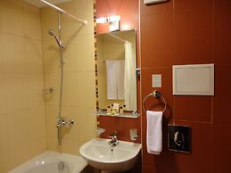 Hotel Favorit