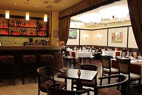 Hotel Favorit