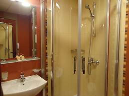 Hotel Favorit