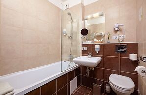 City Hotel Sova