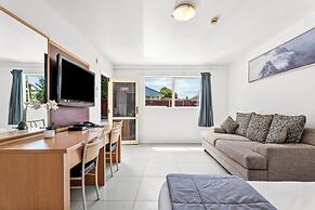 Avondale Motor Inn