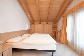 Chalet Teola