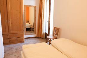 Chalet Teola