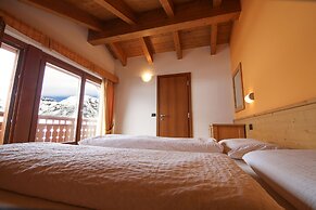 Chalet Teola