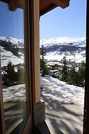 Chalet Teola