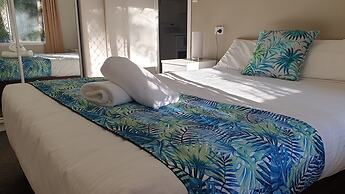 Aqua Villa Resort