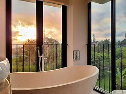 THE BATU Hotel & Villas