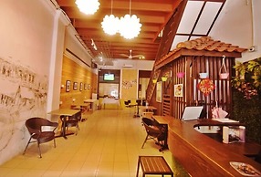 Heritage Sixteen