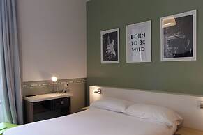 Sure Hotel by Best Western Nologo