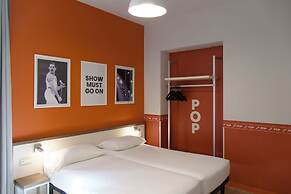 Sure Hotel by Best Western Nologo