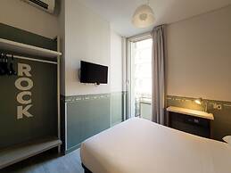 Sure Hotel by Best Western Nologo