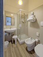 Sure Hotel by Best Western Nologo