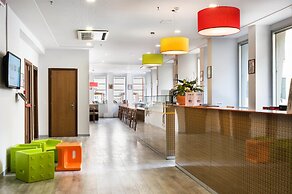 Sure Hotel by Best Western Nologo