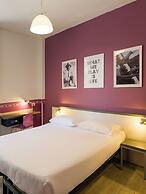 Sure Hotel by Best Western Nologo
