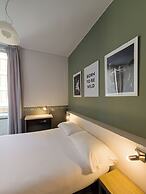 Sure Hotel by Best Western Nologo