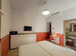 Sure Hotel by Best Western Nologo