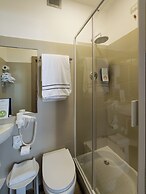 Sure Hotel by Best Western Nologo
