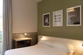 Sure Hotel by Best Western Nologo