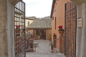 Hotel Alma Domus