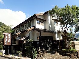 Yufuin Country Road Youth Hostel