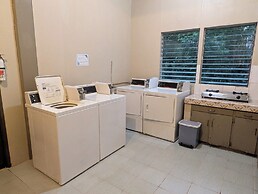 DW Motel Palau