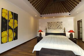 Ellora Villas