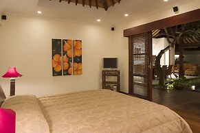 Ellora Villas