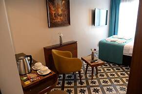 Pera Luna Residence - Special Class