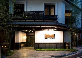 The Edo Sakura