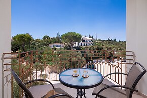 Avalon Palace Hotel