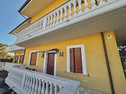 B&B Mariposa