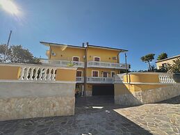 B&B Mariposa
